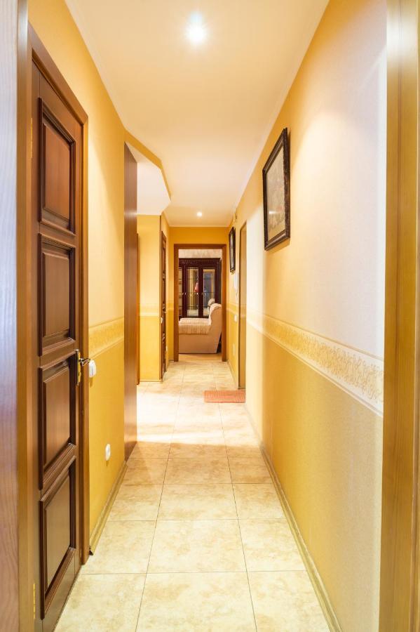 Apartamento Рыбальская 8 Kiev Exterior foto